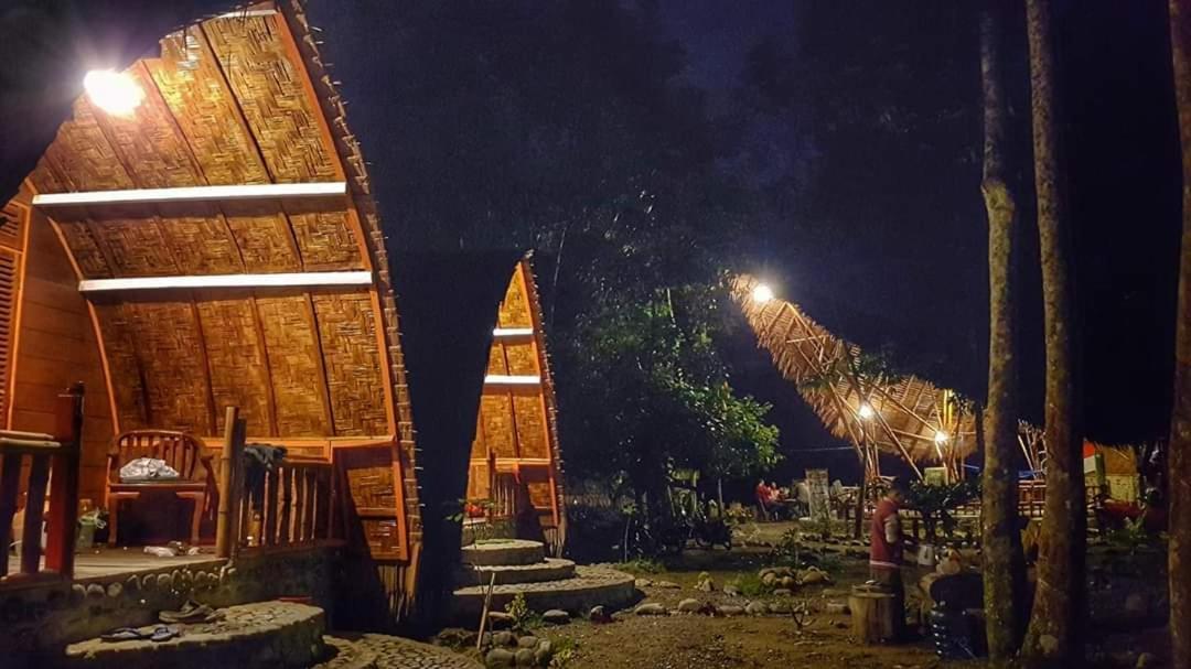 Etalauser Jungle Gate Ecoresort Bukit Lawang Bagian luar foto
