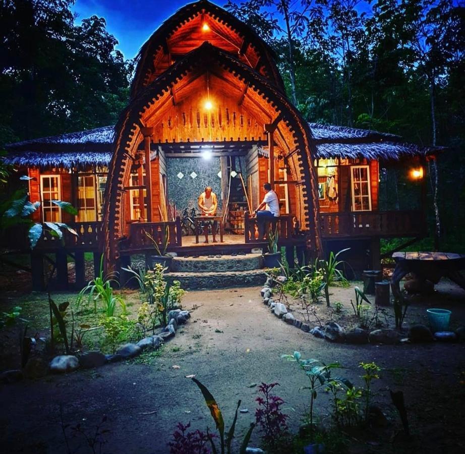 Etalauser Jungle Gate Ecoresort Bukit Lawang Bagian luar foto